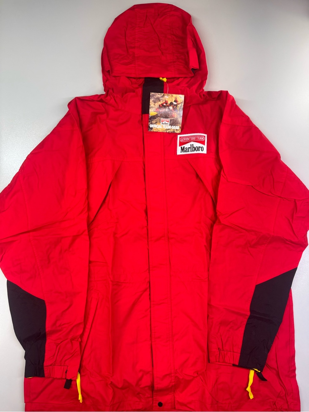Vintage 1992 Marlboro Adventure Team Jacket Men’s XL Red Hooded NWT Deadstock